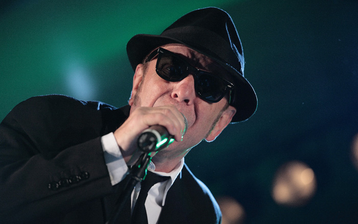 soultrains-blues-brothers17.jpg